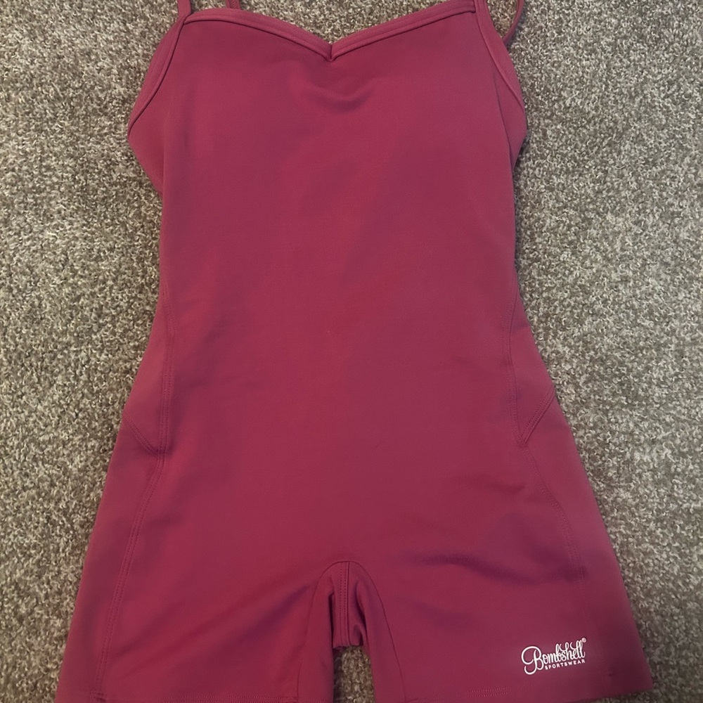 Bombshell bodysuit Size M- Pink